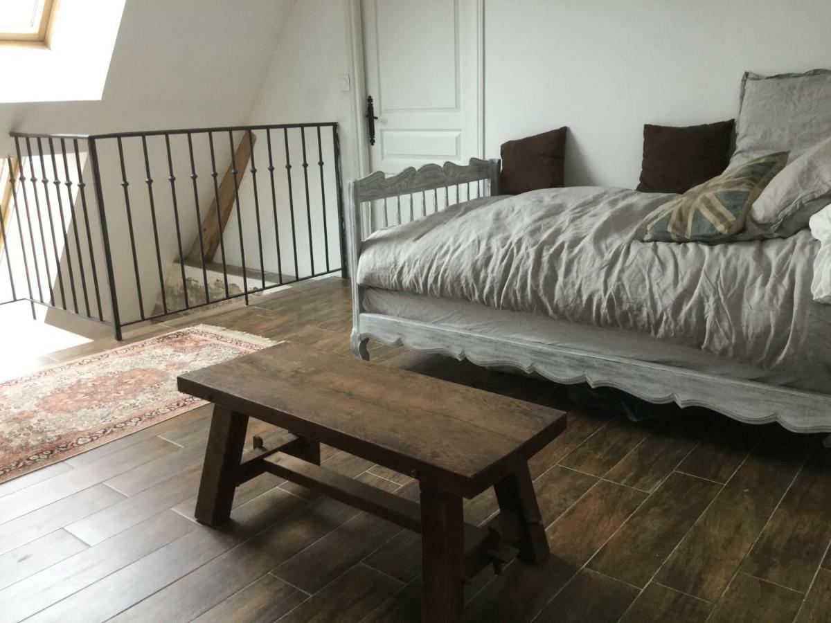Maison De Sandrine Jumeauville Buitenkant foto